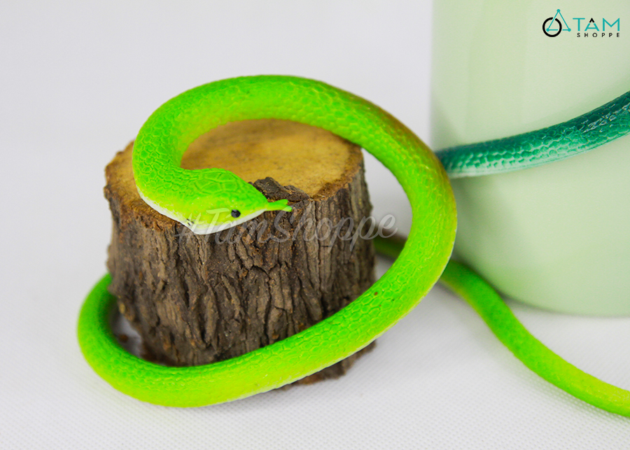 Con rắn cao su dẻo 70cm nhiều màu (rắn lục) TCV-RAN-01